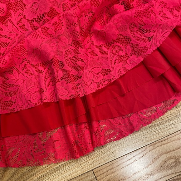 RARE Black Milk Red Lace Skater Dress - Size M - Picture 8 of 9